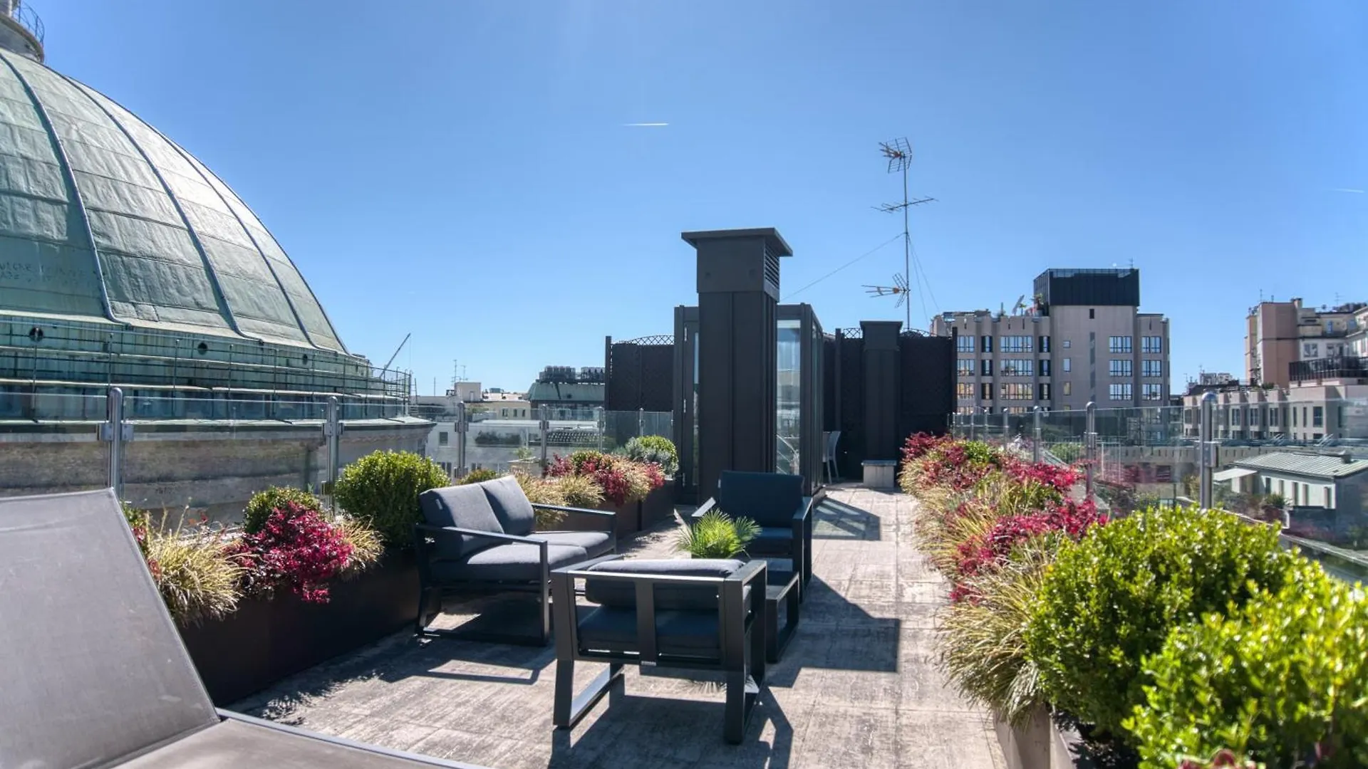 Corso Vittorio Emanuele Stunning Penthouse - Exclusive Living In Milan Apartment