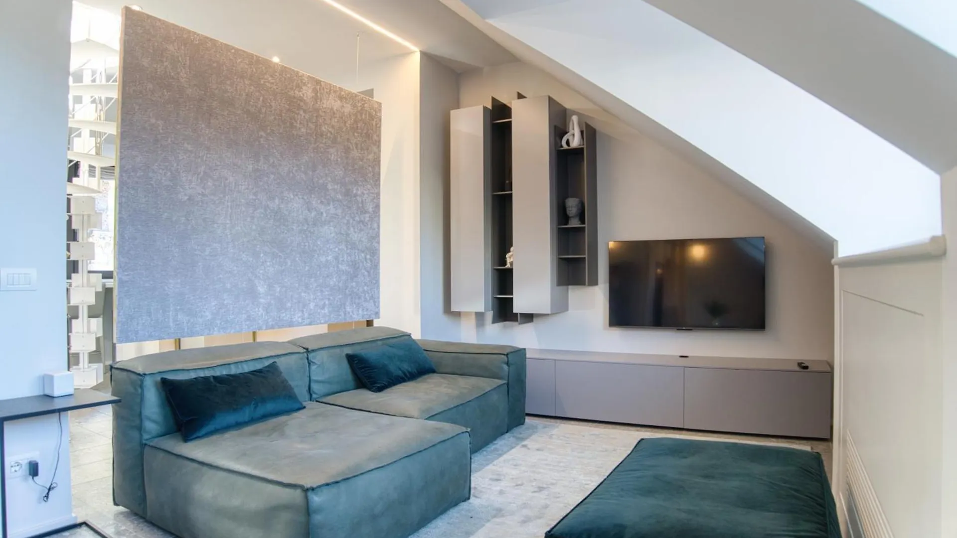 Corso Vittorio Emanuele Stunning Penthouse - Exclusive Living In Milan Apartment