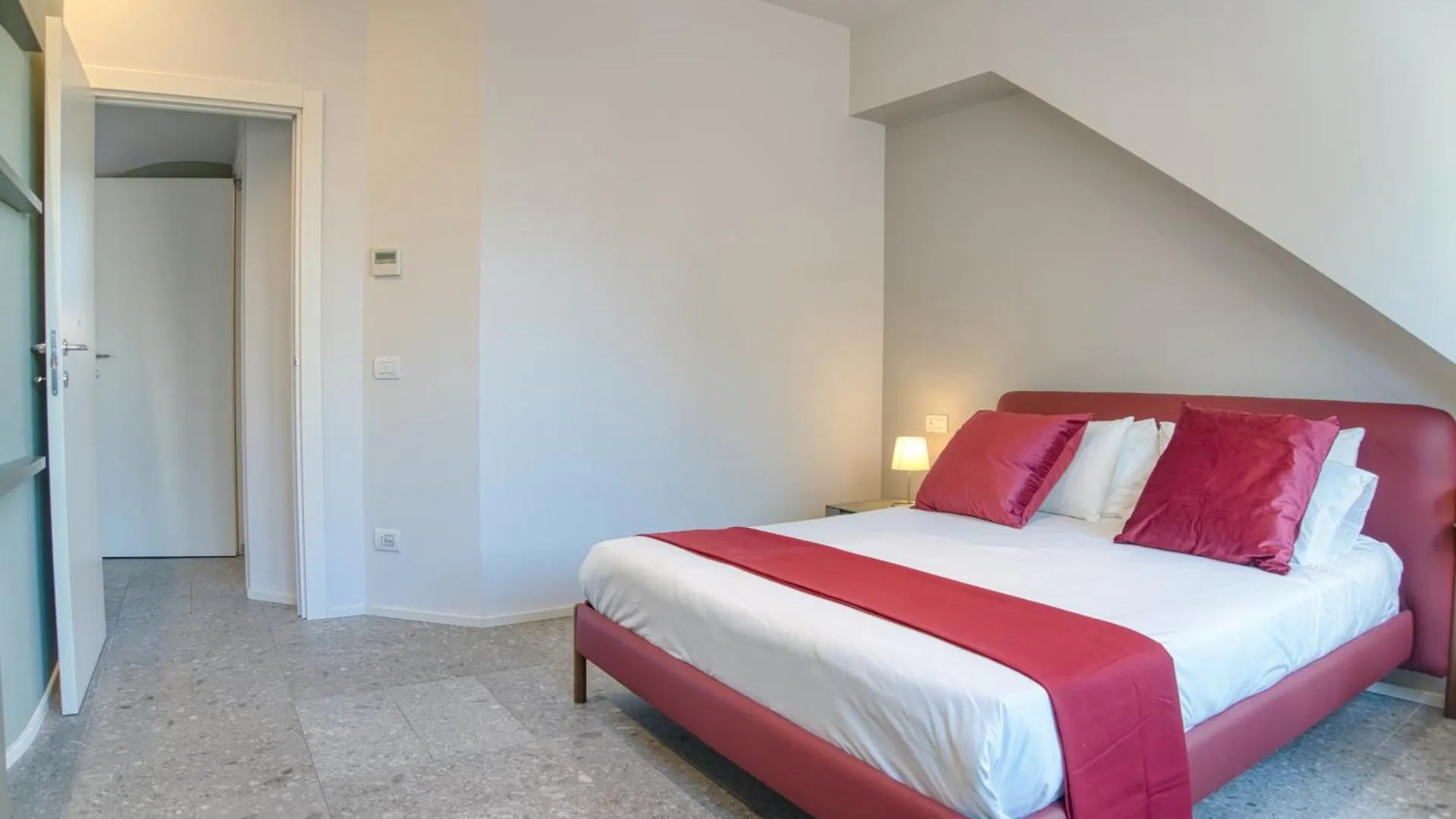 Corso Vittorio Emanuele Stunning Penthouse - Exclusive Living In Milan Apartment
