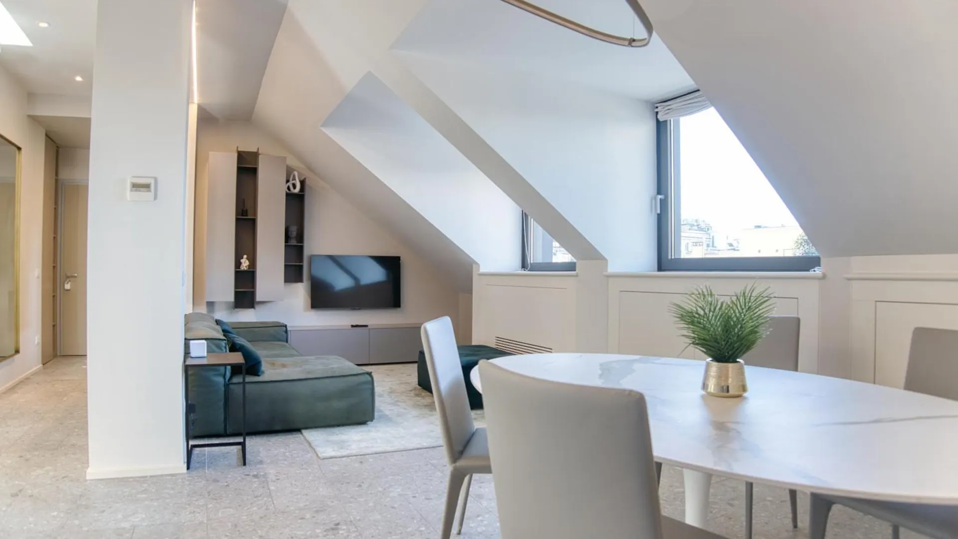 Corso Vittorio Emanuele Stunning Penthouse - Exclusive Living In Milan Apartment