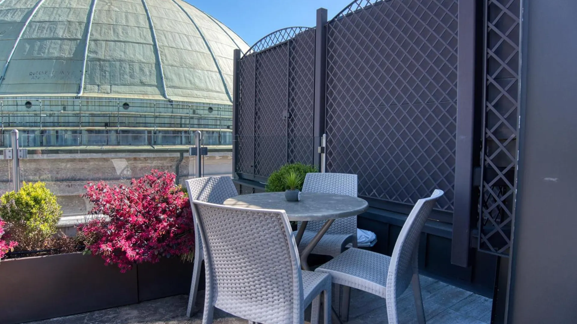 Corso Vittorio Emanuele Stunning Penthouse - Exclusive Living In Milan Apartment